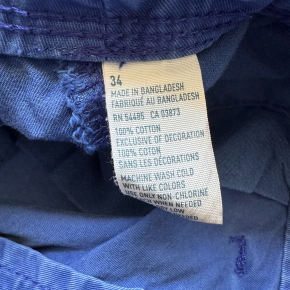 American Eagle 34 Prep Length Shorts - Picture 3 of 5